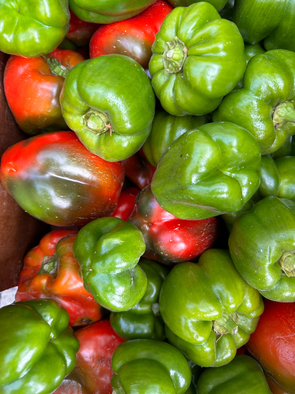 Bell Pepper Certified Organic from Tutti Frutti - red and green - 2lbs