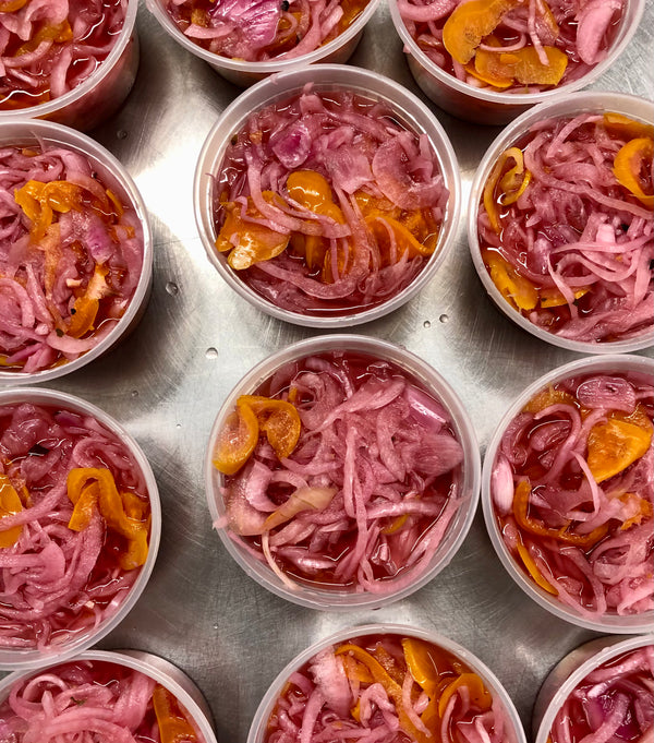 Red Pickled Onion from El Machete - 12oz - medium heat